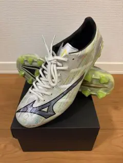 ほぼ新品】MIZUNO α ⅡJAPAN アルファ ジャパン ミズノサッカー銀 