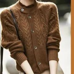 ケーブル編み　厚地 ニット　ガーディガン　茶　ハイネック　セーター　Mサイズ