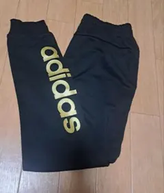 adidas ジョガーパンツ ブラック