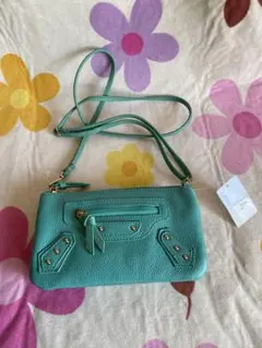 新品未使用】ウドム・アグ❤ショルダーバッグ クラッチバッグ レザー 
