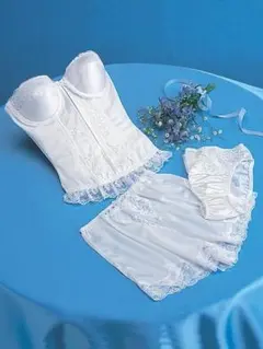 新品ブライダルインナー　ロングブラ・フレアーパンツ・ショーツ　Ｃ７０