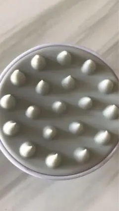 抜け毛予防　ヘッドスパ　頭皮マッサージ　シャンプーブラシ