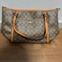 COACH シグネチャー トートバッグ ブラウン オレンジのサムネイル