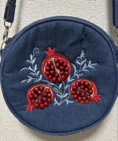 ハンドメイド デニムリメイク ショルダーバッグ 目玉モチーフ - メルカリ