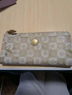 COACH ベージュ ロゴ 星柄 長財布