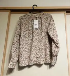 新品　グリーンパークス　花柄 長袖 ブラウス ベージュのサムネイル