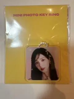 Item thumbnail for item 3fd82998-7a74-4544-8239-2d84d1bc596d