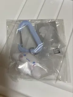 ガチャ　サンリオキャラクターズ カラフルカラビナマスコットチャーム シナモロール