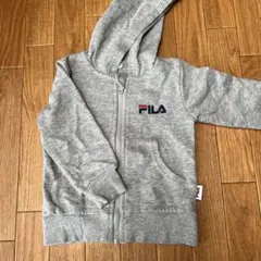 FILA フード付きグレー パーカー