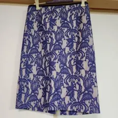 【美品】マレーラ　MARELLA 青 レース 花柄 タイトスカートのサムネイル
