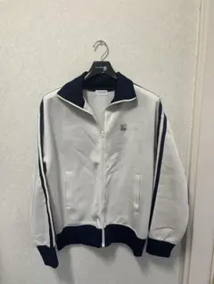 トラックジャケット