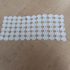 ホワイト コットンレースマット 　大小２枚セット