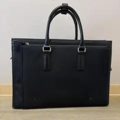 【極美品/自立】タケオキクチ ビジネスバッグ ナビ A4 撥水 黒 極美品/自立】タケオキクチ ビジネスバッグ ナビ A4 撥水 黒 - メルカリ