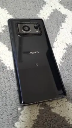 SHARP AQUOS R6 / SH-51B ブラック 本体 - メルカリ