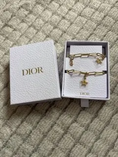 DIOR ノベルティのスターチャーム