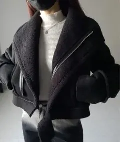 メルカリ最安値 me+emselectボアビッグカラーショートムートンジャケット