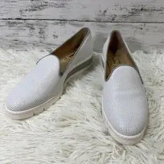 新品同様 ルーカグロッシ スリッポン ホワイト パンチング - メルカリ