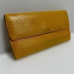 Louis Vuitton ルイヴィトン エピ ポルトモネ クレディ 長財布 黄