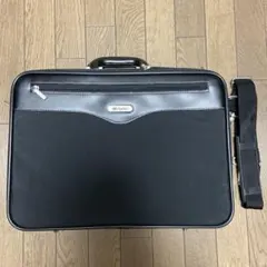 Item thumbnail for item a4f49e61-11f1-4b2d-86c5-d5f80da969da