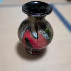 赤黒グラデーションガラス花瓶