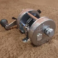 美品 初期型 ABU 2500c アブ 2500c アブガルシア OH済み ABU アブ アンバサダー 2500C 最初期 レア 【公式通販】