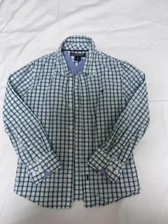 トミーヒルフィガーのシャツ