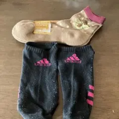 早い者勝ちadidas １足レディース ソックス 新品未使用2足セットのサムネイル
