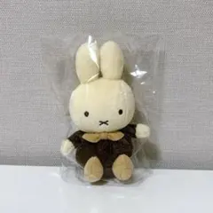 【美品、レア】ハウステンボス限定 ブラウンミッフィー 23cm ポーズぬいぐるみ 美品、レア】ハウステンボス限定 ブラウンミッフィー 23cm