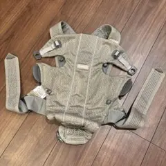 お値下げしました⭐︎ベビービョルン　ベビーキャリアmini グレーベージュ