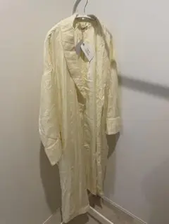 定価13200円　新品タグ付　Ungrid シワサテンロングガウンコート