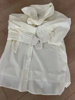 グレイル　ボウタイ　リボンブラウス　アイボリー