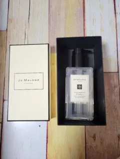 Jo Malone London イングリッシュ ペアー&フリージア ボディ&…