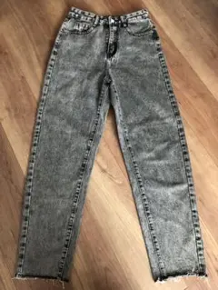 ハイウエスト グレー ストレートデニム