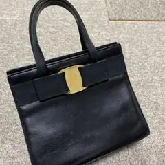 フェラガモ　ハンドバッグ　最終値下げ