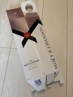 MOËT & CHANDON ロゼ アンペリアル 空箱のサムネイル