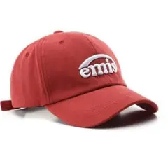 ワンポイント ベースボール キャップ　ユニセックス　レッド　赤　フリーサイズ新品