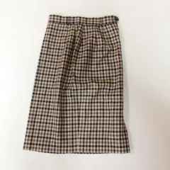 美品★アクアスキュータム★素敵！刺繍スカート★Z264