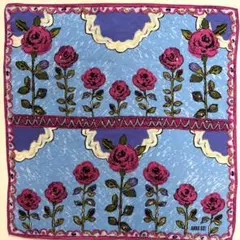 Anna Sui （アナスイ）　ブルー×ピンク　バラ柄ハンカチ　47×47cm