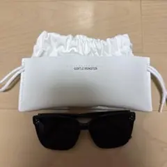 GENTLE MONSTER サングラス ブラックのサムネイル
