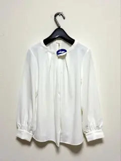 ★新品タグ付き。ロペピクニック　ブラウス