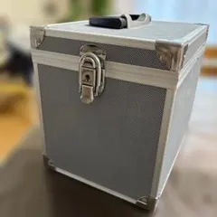 値下げ❣️鍵付きアルミケースのサムネイル