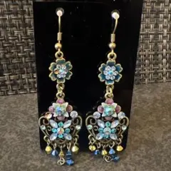ミハエルネグリン Michal Negrin マルチカラーピアス - メルカリ