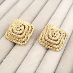 【美品✨】MONET ヴィンテージ ゴールド イヤリング
