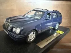 1/18 Mercedes-Benz E-class E420 ミニカーのサムネイル