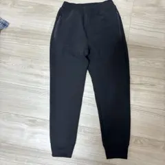 UNIQLO キッズ ブラックパンツ 140 スウェット