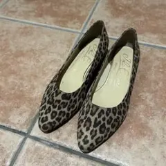 ヒョウ柄パンプス ローヒール美品