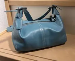 COACH ショルダーバッグ ブルー レザーのサムネイル