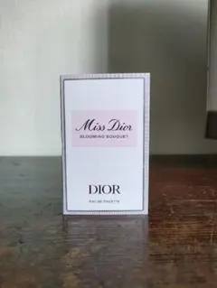 Dior ミスディオール　ブルーミングブーケ　edt 1mlのサムネイル