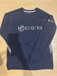 ［美品］SKINSトレーナーMサイズ