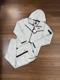 ブライトン NIKE テックフリース 上下 サイズS 正規品 - メルカリ